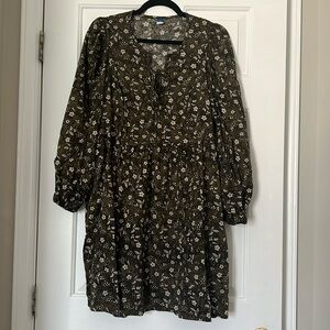 Old Navy khaki floral dress - size XL